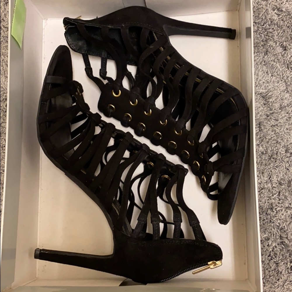 Jessica Simpson Sz 8 black high heels